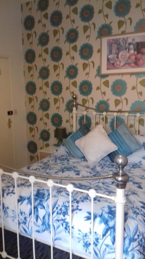 Amber Lodge Guest House Great Yarmouth Extérieur photo
