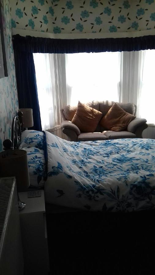 Amber Lodge Guest House Great Yarmouth Extérieur photo